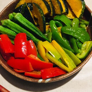彩りの野菜の揚げ浸し